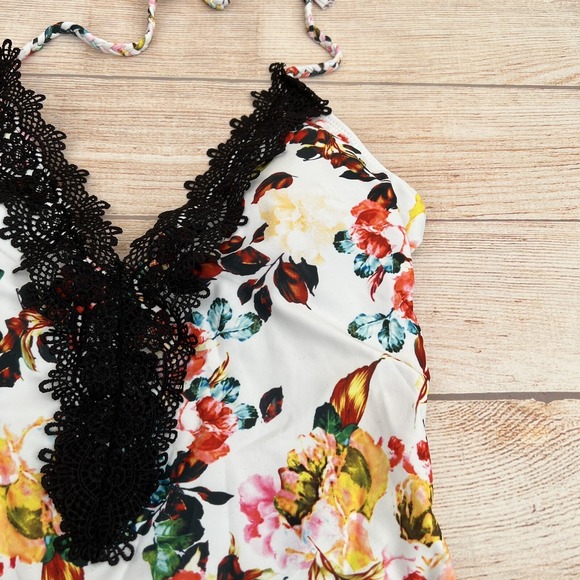 Women's Black Lace One-Piece Swimsuit Deep V Halter Open Back Size L - Picture 14 of 16